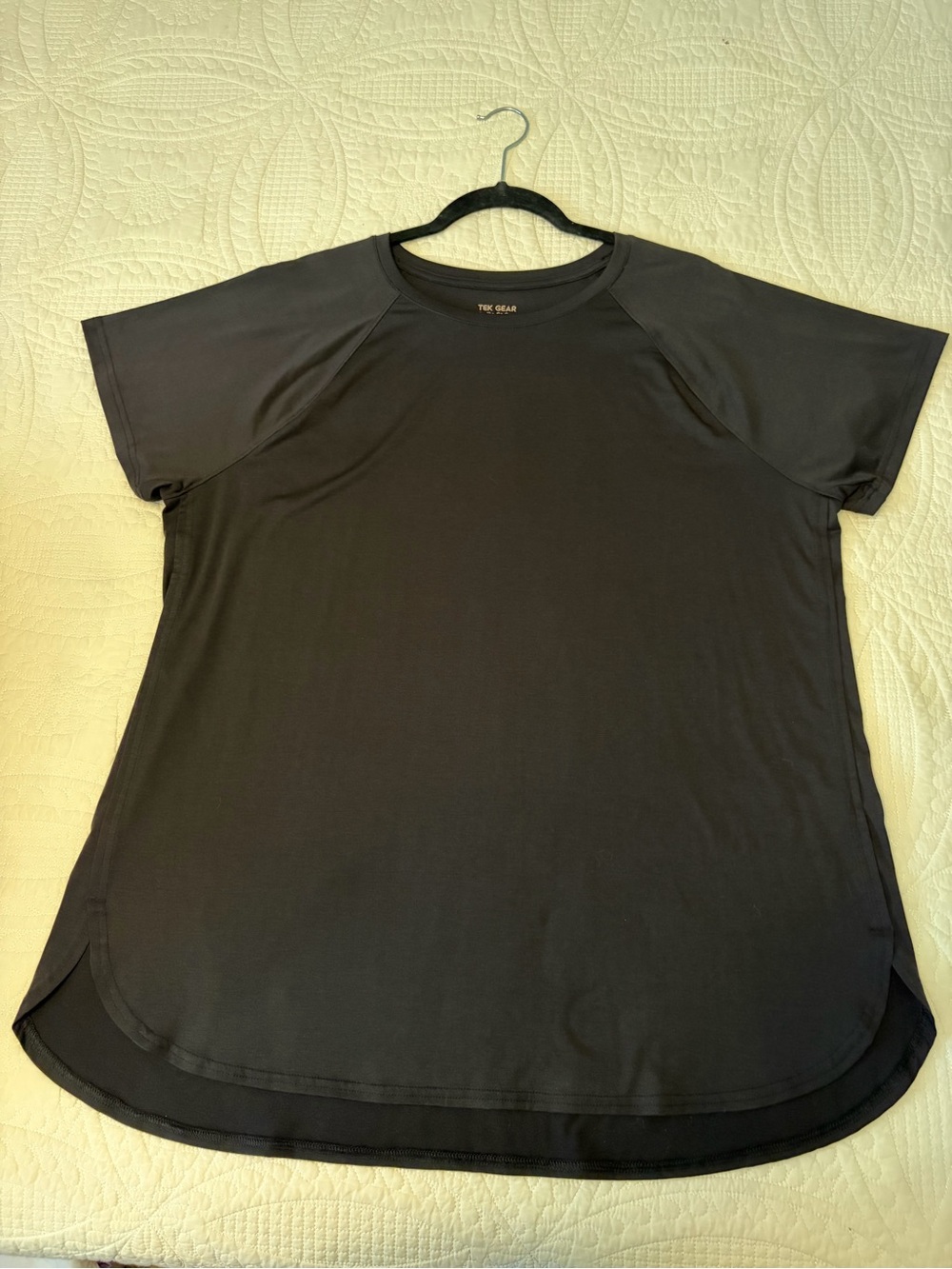tek gear Black Women’s Short-Sleeve Crew Neck